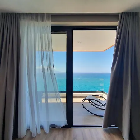 아파트 Lookout Sarandë